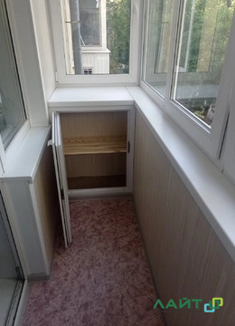 Остекление отделка панелями, линолеум, 2 шкафчика